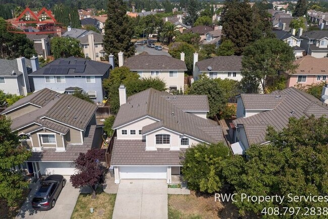 Building Photo - 1459 Chavez Way