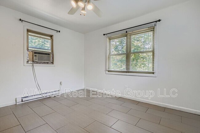 Building Photo - 3020 Lowell Blvd
