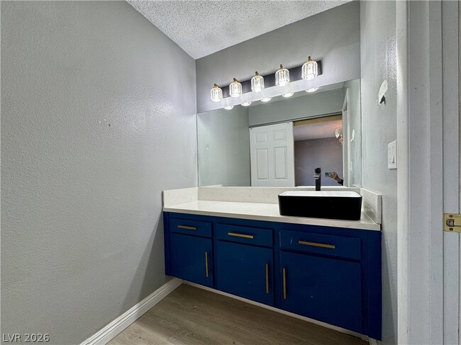 Building Photo - 6224 Meadow Haven Ln