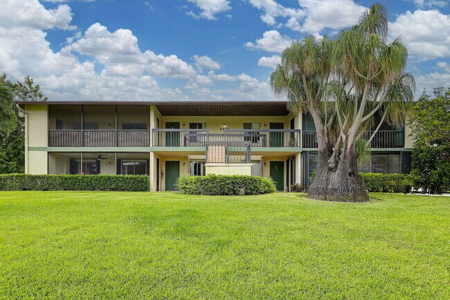 Building Photo - 6299 Chasewood Dr