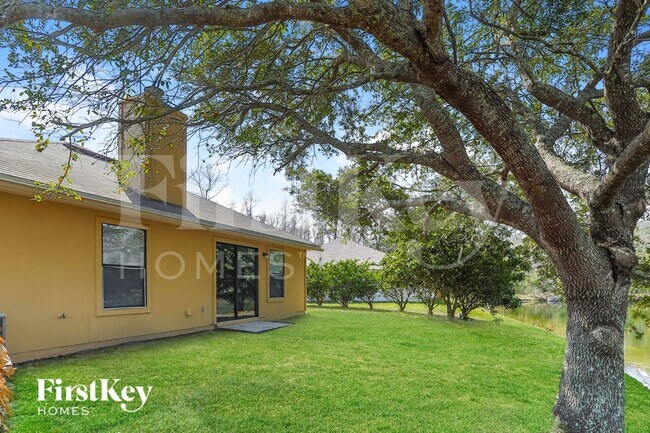 Building Photo - 5725 Suwanee Park Ct