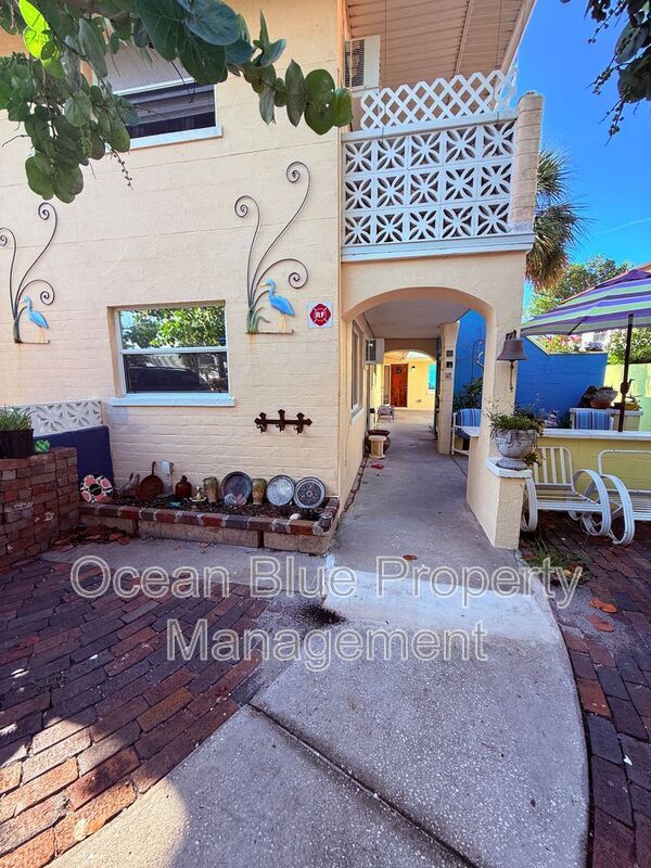 Primary Photo - 664 76th Ave