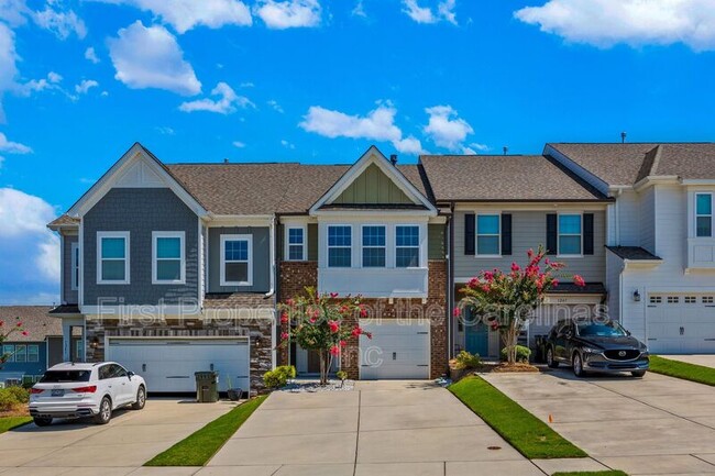 Primary Photo - 1245 Pebble Grove Dr