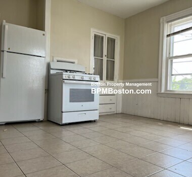 Building Photo - 94 Cowper St