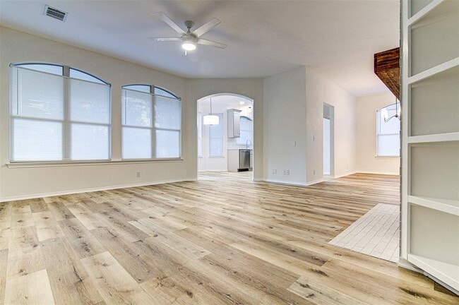 Building Photo - 9009 Colberg Dr