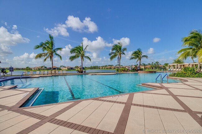 Building Photo - 9885 SW Torriente Ln