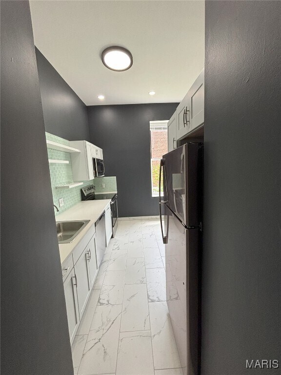 Building Photo - 2262 S Jefferson Ave