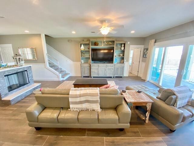 Building Photo - 906 Santa Rosa Blvd