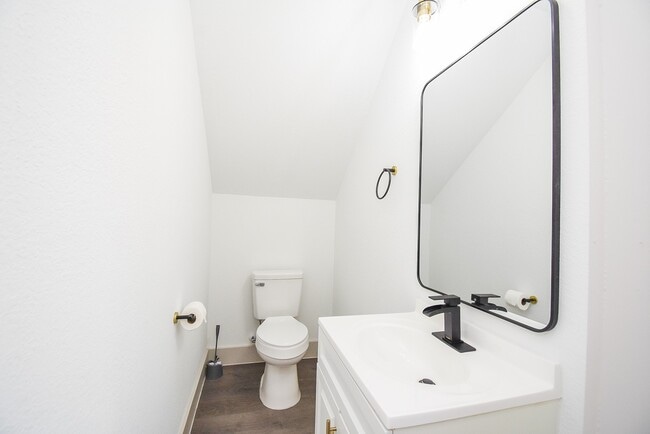 Building Photo - 7973 Joy St