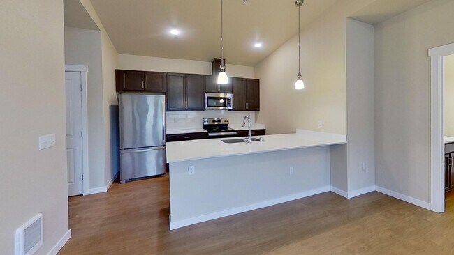 Building Photo - 5012 4th Way SW
