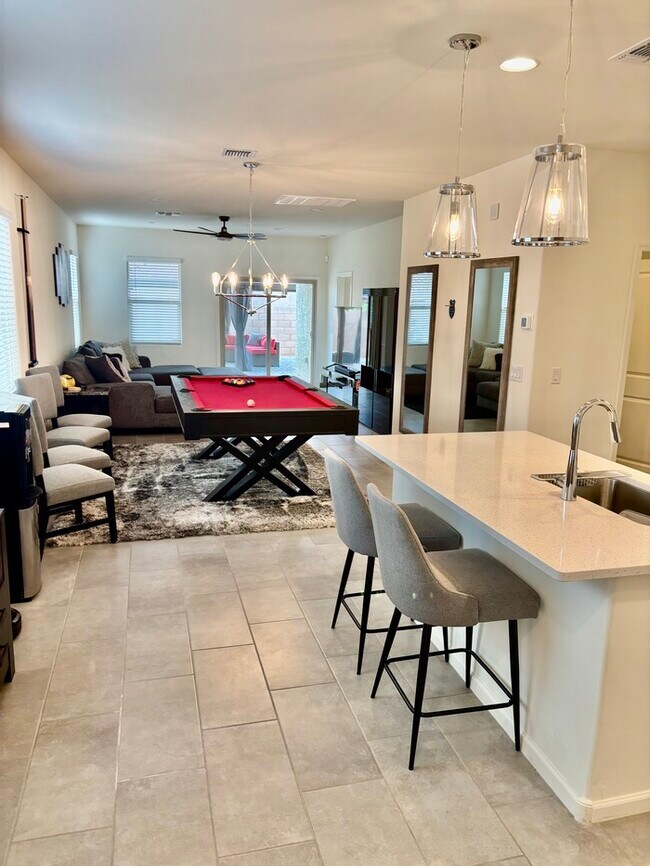 Building Photo - New Star Valley Home