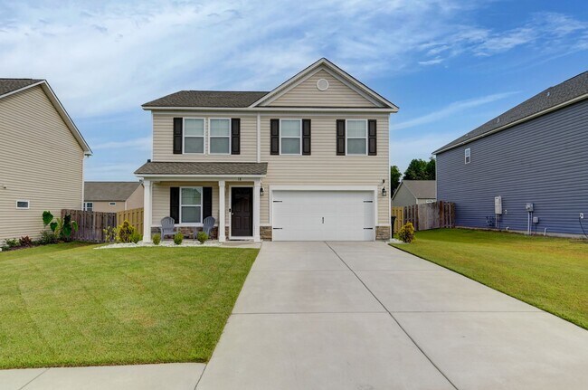 Building Photo - Spacious 5-Bedroom, 3-Bath Home with Modern Features in Elgin!