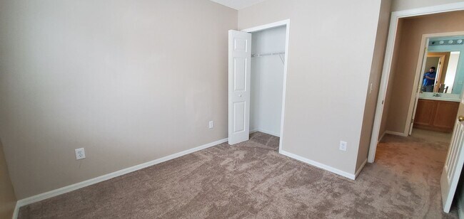 Building Photo - 12938 Fennway Ridge Dr