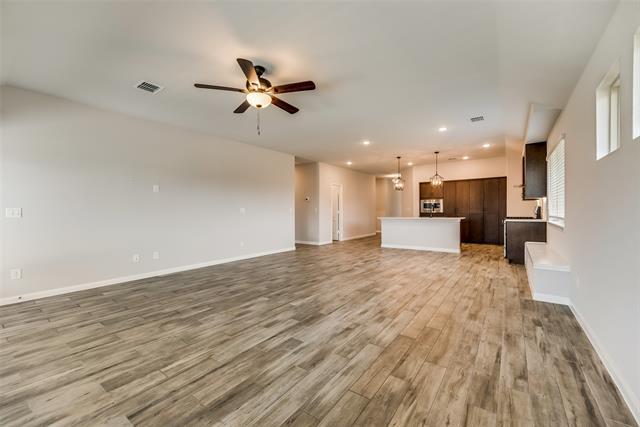 Building Photo - 1605 Pleasant Knoll Trl