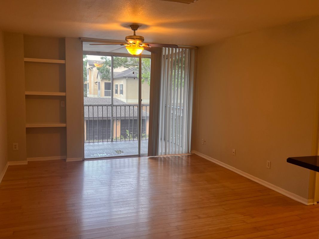 Building Photo - 7524 Seurat St