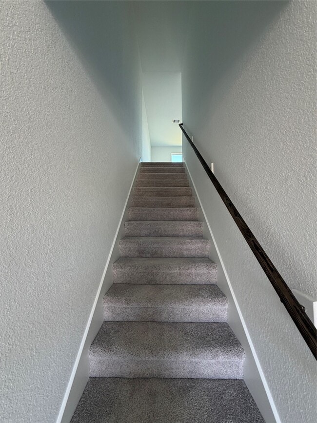 Building Photo - 16718 Old Wagon Wy