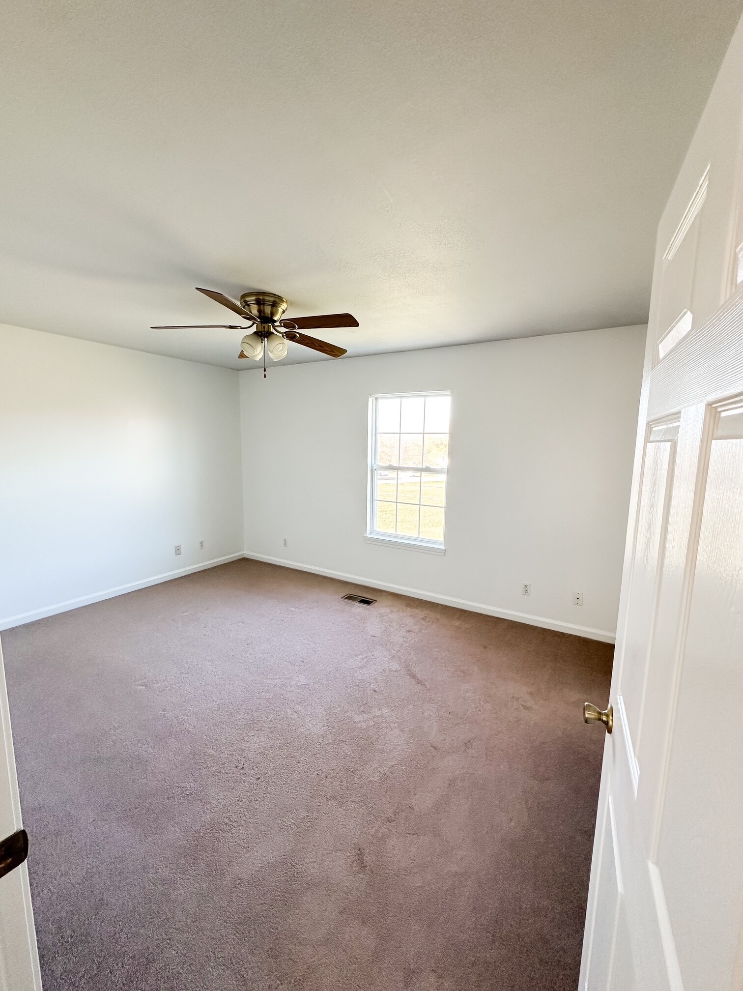 Building Photo - 174 Boswell Cir