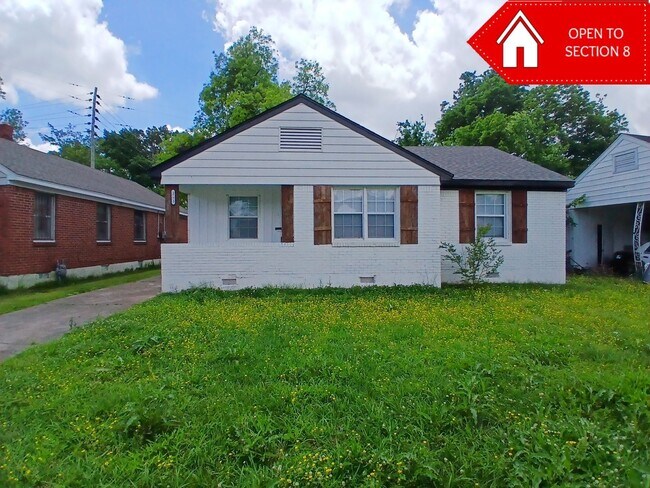 Primary Photo - Beautiful 3 bedroom 1 bath home - Open To ...