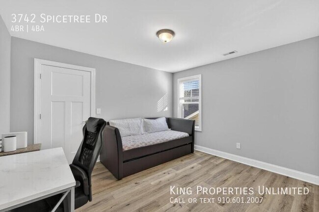 Building Photo - 3742 Spicetree Dr