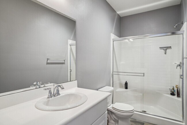 Building Photo - 42912 Gazapo Ct