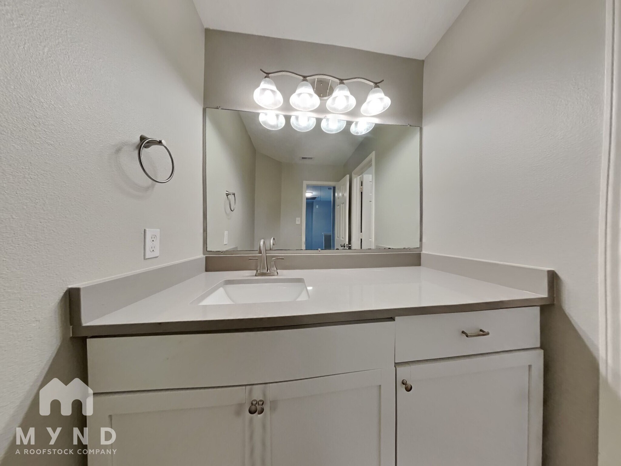 Building Photo - 8110 Rosemary Drive