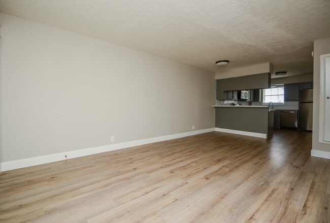 Building Photo - 1305 Adams St