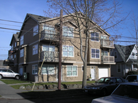 Building Photo - 538 24th Ave S