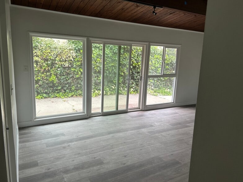 Building Photo - 281 Stanton St