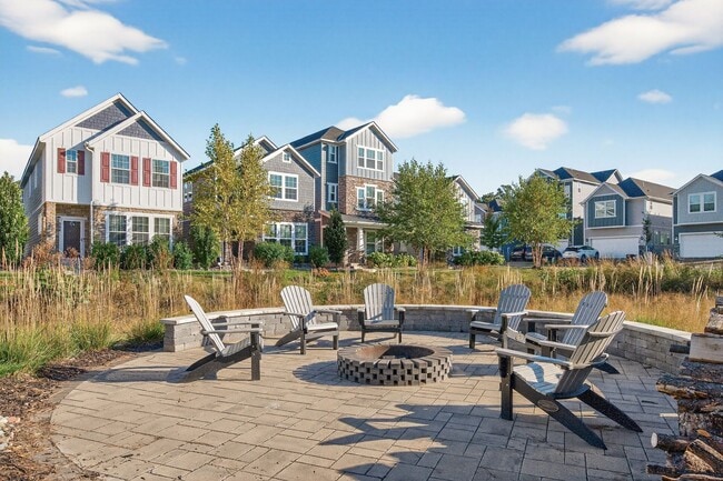 Building Photo - Anoka Detached Townhome