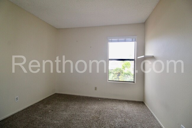 Building Photo - 9362 Twin Trails Dr