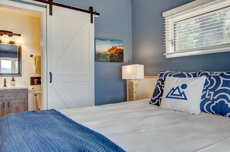 Building Photo - 31095 US-40