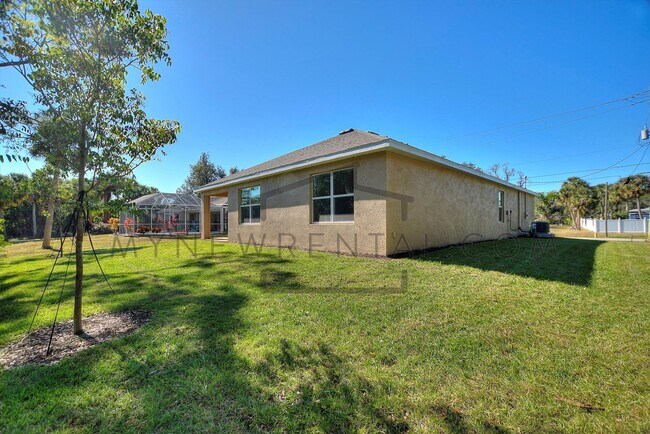 Building Photo - Deposit-Free! Modern, energy efficient hom...