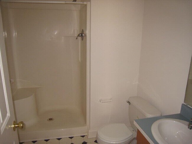 Building Photo - 4203 Ashbrook Dr