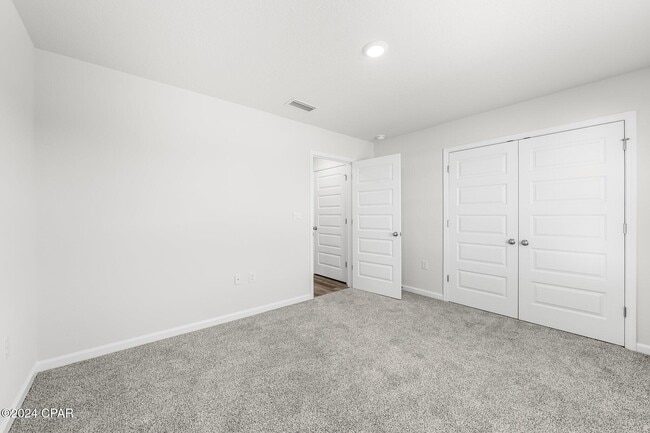 Building Photo - 7202 Madison Sq Dr