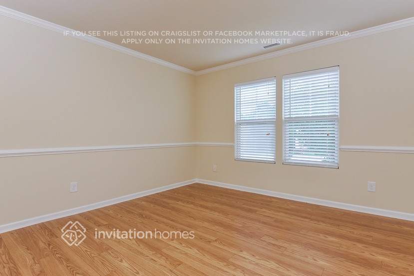 Building Photo - 251 Chadford Pl