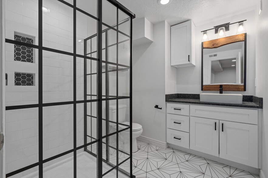 Building Photo - 7178 S 420 E