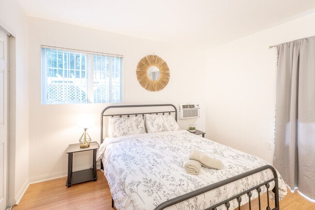 Building Photo - Cozy Zen Retreat Home with 4BD+3BA  Share ...