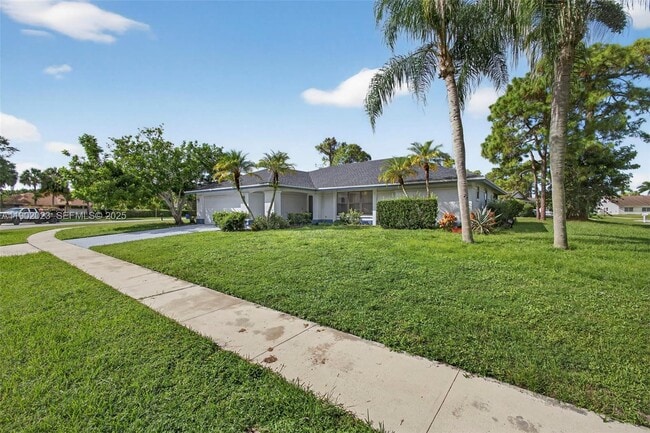 Building Photo - 100 Miramar Ave