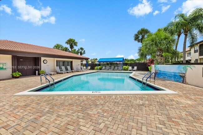 Building Photo - 7944 Eastlake Dr