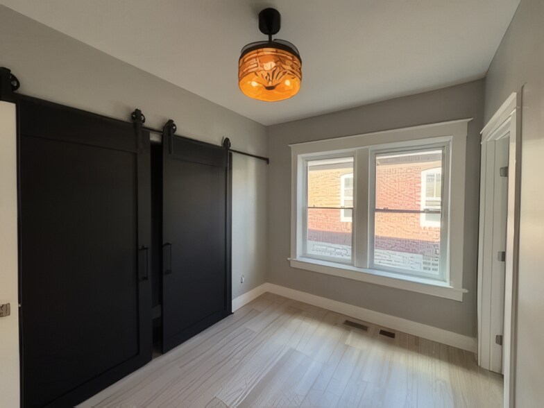 Building Photo - 5230 Bancroft Ave