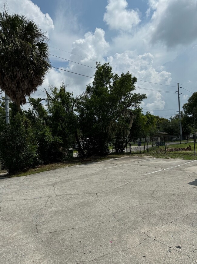 Parking spot - 1411 E 109th Ave