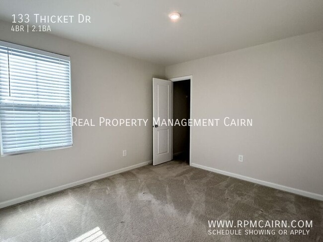 Building Photo - 133 Thicket Dr