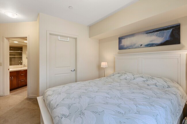 Master bedroom, walk-in closet - 5450 Leary Ave NW
