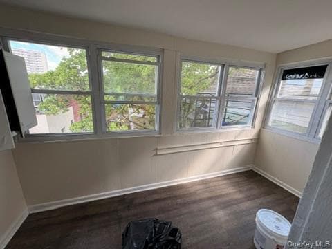 Building Photo - 82 William St