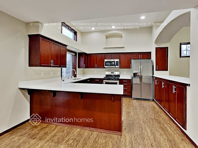 Building Photo - 17812 82nd Dr NE