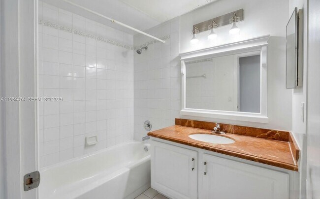 Building Photo - 721 SW 148th Ave