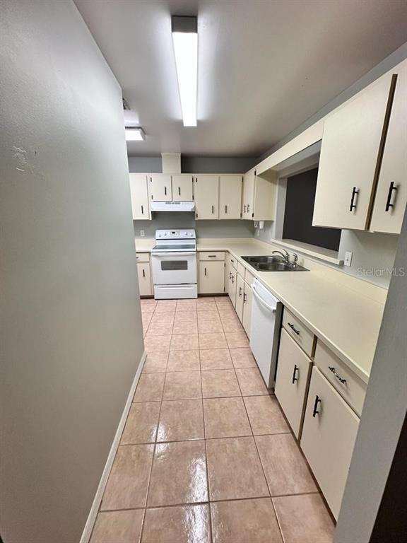 Building Photo - 505 Bristol Dr