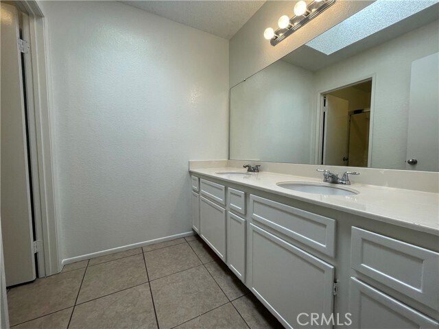 Building Photo - 24620 Mantee Pl