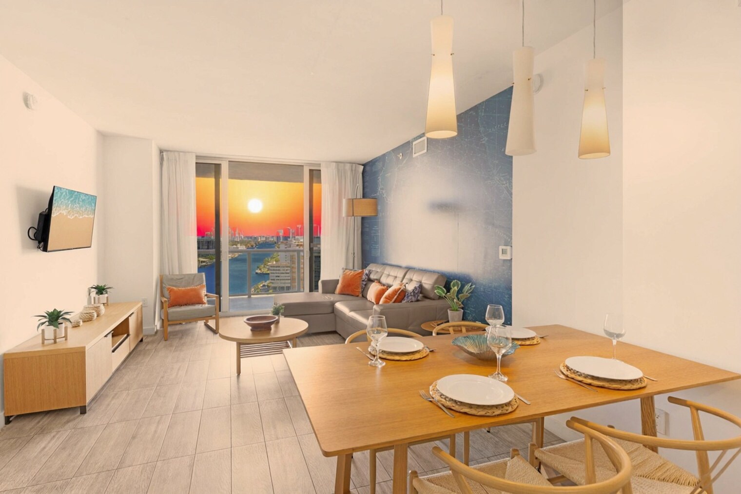 Building Photo - 2602 E Hallandale Beach Blvd