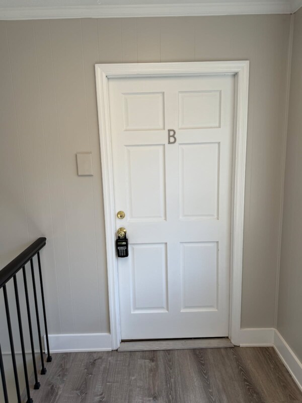 Building Photo - 325 Winding River Dr